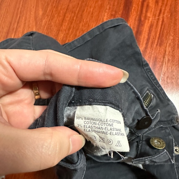 Denim mini skirt distressed XS - Picture 7 of 8